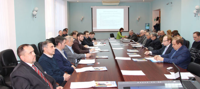 Круглый стол в ЧГУ «Перспективы развития энергетики и электротехники»